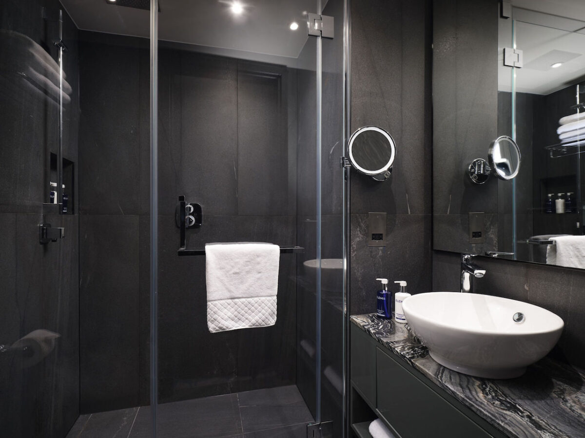 Luxurious and spacious bathrooms at Dao by Dorsett (Photo Credit: Jack Hardy)