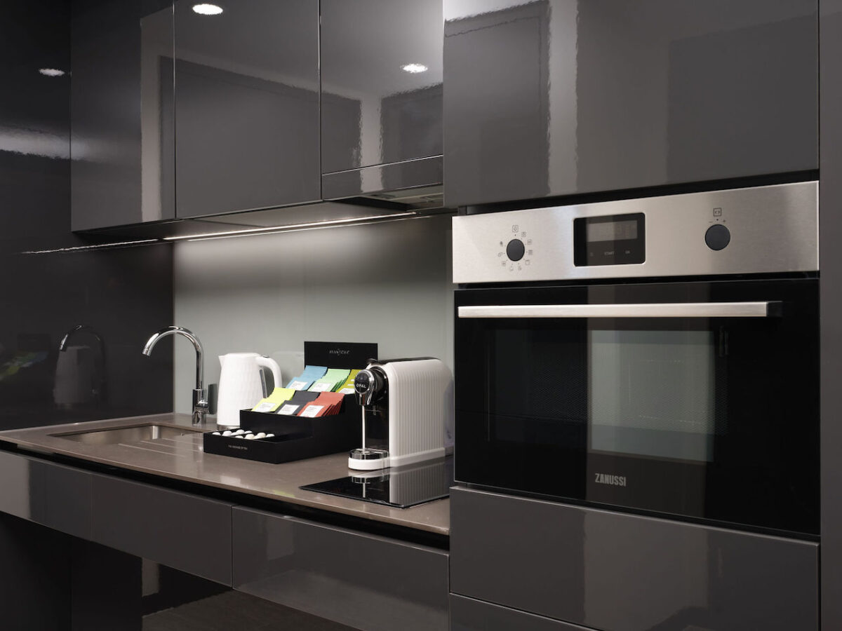 Full equipped kitchens come as standard at Dao by Dorsett (Photo Credit: Jack Hardy)