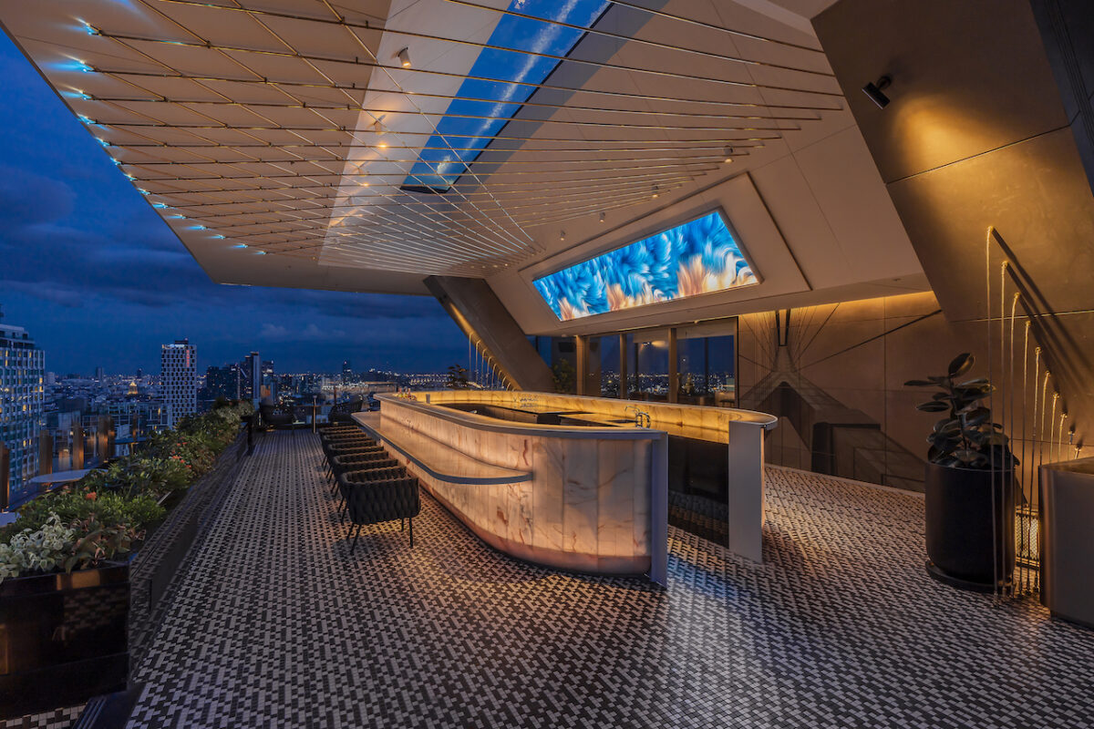 INNSiDE by Meliá Bangkok Sukhumvit - LUZ - Spanish tapas and incredible rooftop views!