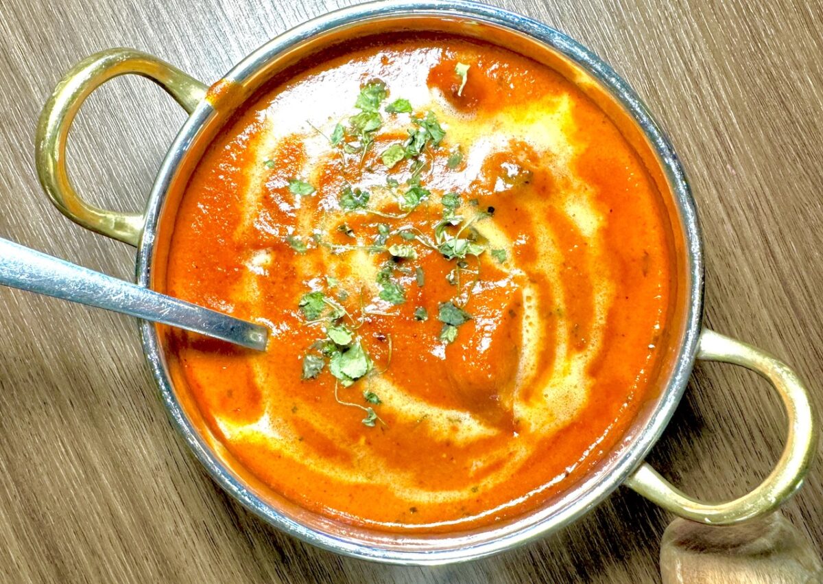 Authentic Daryaganj butter chicken at Chakh Dhoom