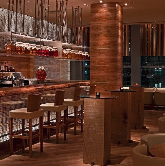 Luxe Bible Reviews ROKA Restaurant, Canary Wharf: Restaurant Interior