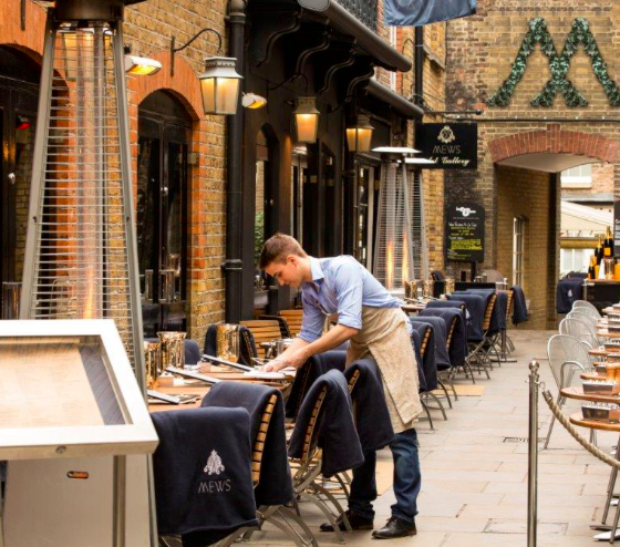 Luxe Bible Reviews Mews of Mayfair: Courtyard