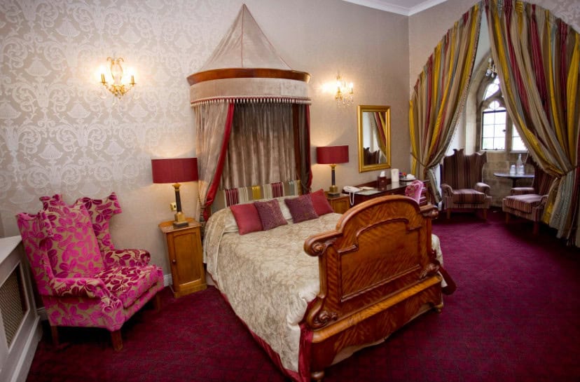 Luxe Bible's 4 Castles You Should Stay In: Langley Castle, Josephine Room