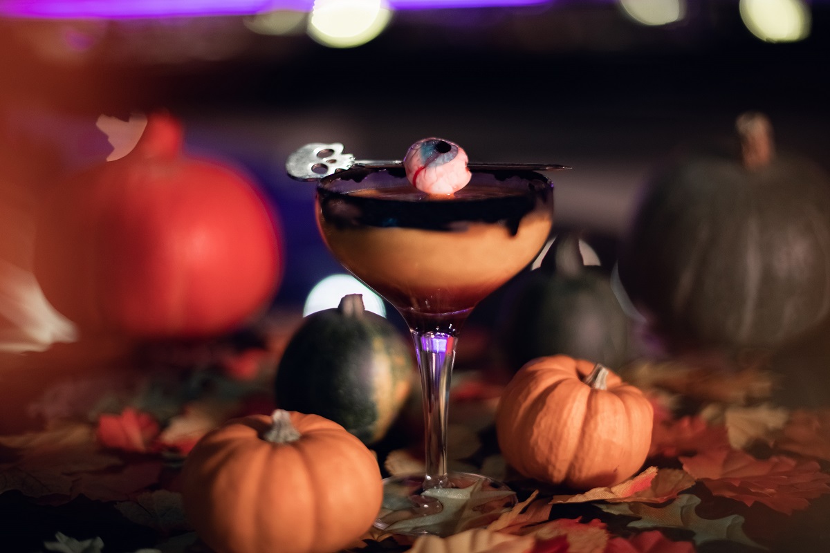 Luxe Bible's 10 Truly Terrifying Ideas for Halloween: Biohazard Cocktail at STK