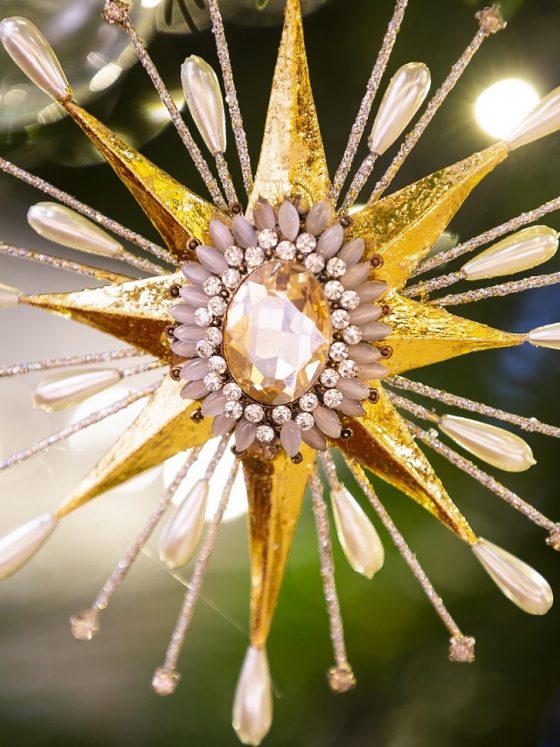 4 Must-See London Christmas Trees: Hotel Cafe Royal