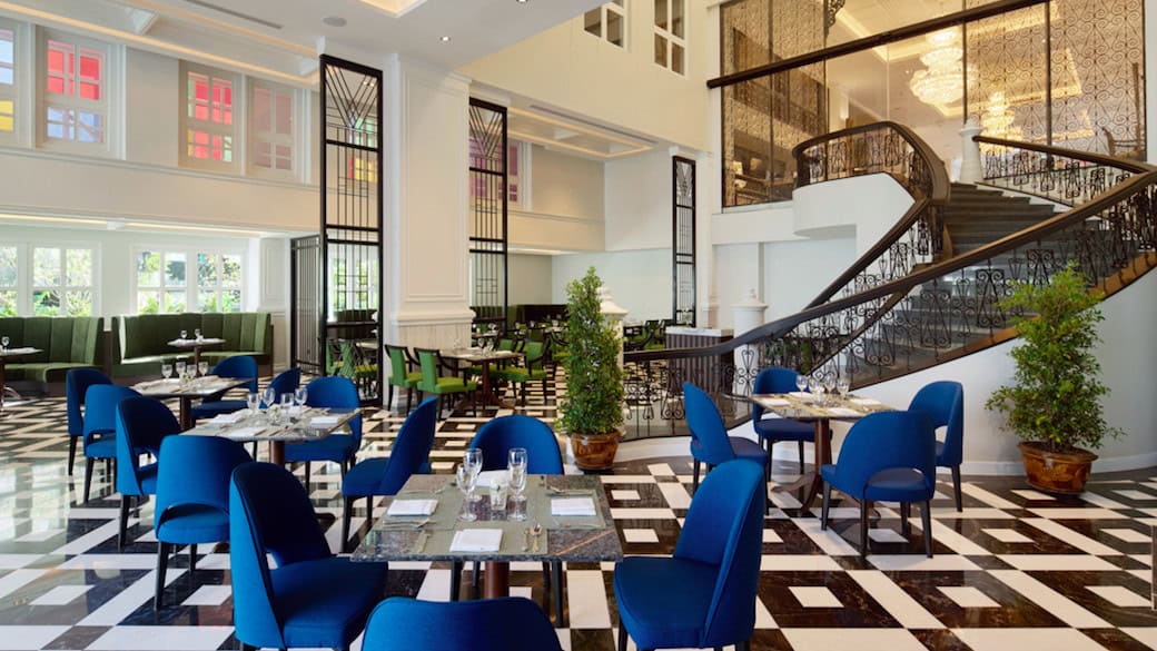 Thai Luxury - The Brand New Movenpick Myth Hotel Patong: Atrio Restaurant