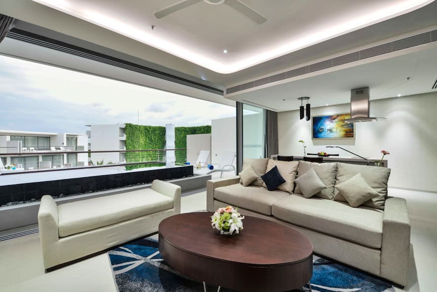 Dream Phuket Hotel & Spa - The Luxurious Sky Pool Villa Living Room