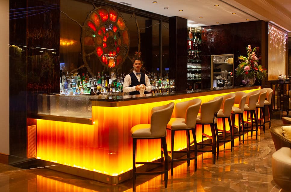 A Glamorous Getaway at The Alàbriga Hotel & Home Suites, Costa Brava: The Lovee Bar
