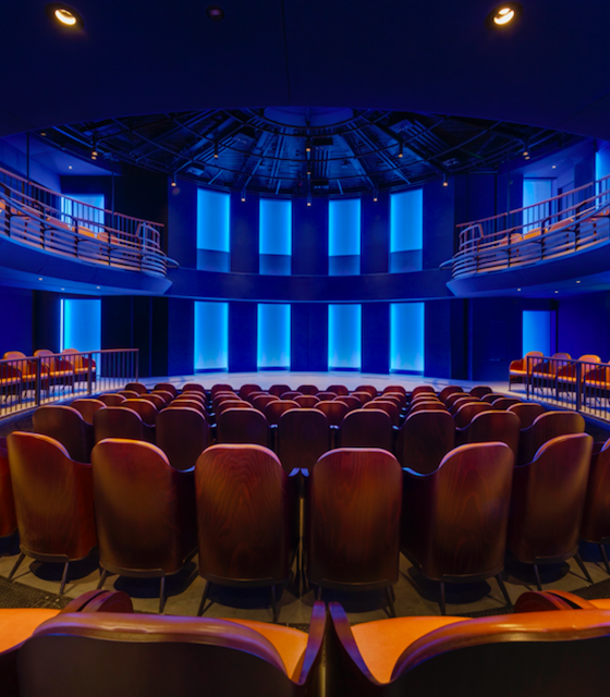 A Real Show Stopper - The New Boulevard Theatre & Restaurant, Soho - The Circular Interactive Playhouse