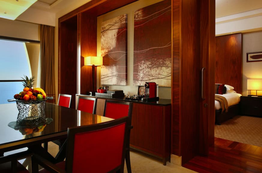 Five Star Luxury - The Amwaj Rotana JBR, Dubai: Suite