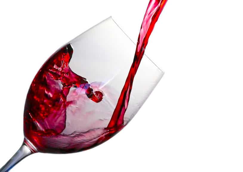 How Best To Care For Your Skin Through the Decades: Cut down on alcohol, don't smoke and eat a well balanced diet in your forties (Photo Credit Aline Ponce, Pixabay)