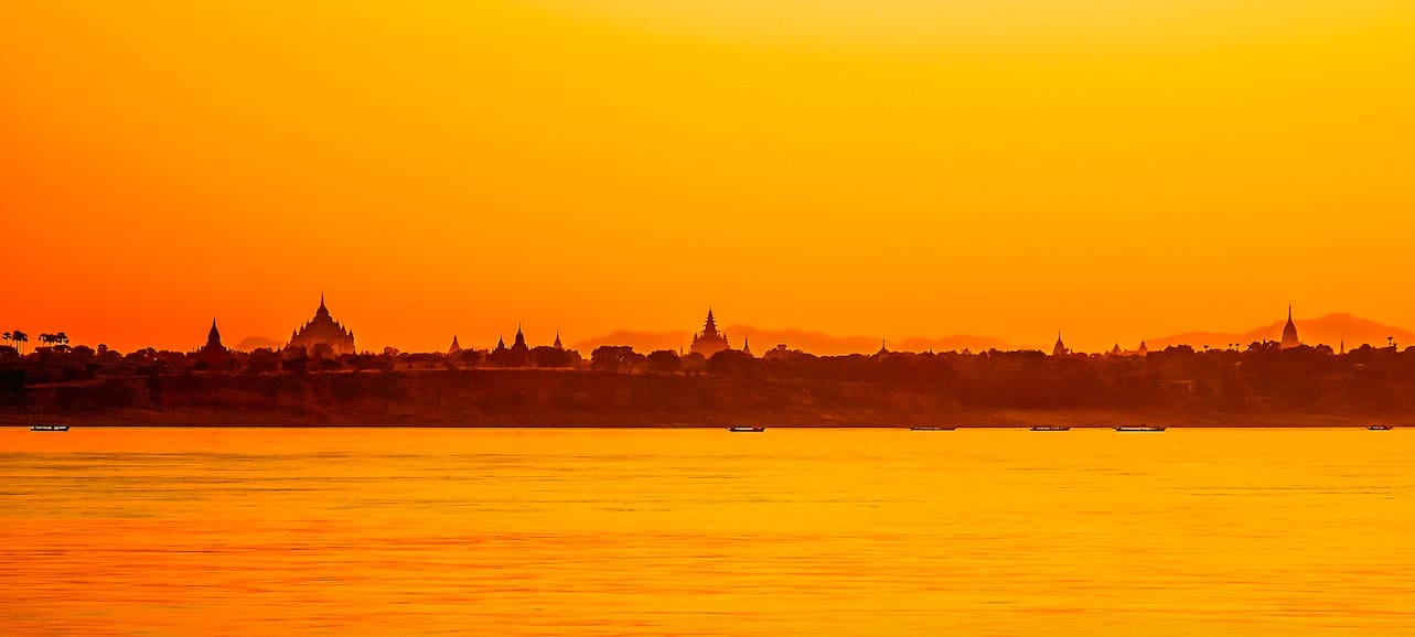8 Travel Series to Take You Around the World (Without Moving from the Sofa) Myanmar (Photo Credit: Jorg Peter, Pixabay)