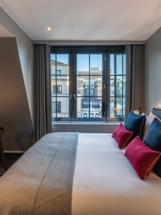 The Resident Covent Garden: Super fast wifi, a range of TV channels and of course the mini-kitchen which is cleverly concealed in a slim cupboard made this a practical stay with the fine touches of a luxury hotel