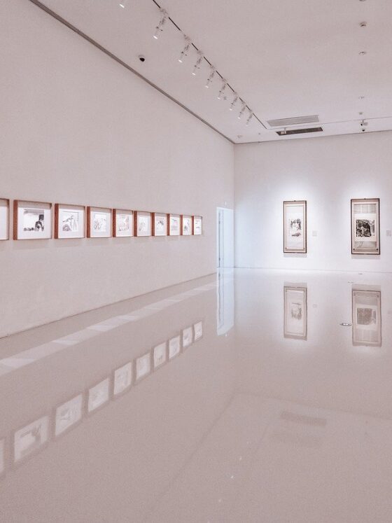 Art Gallery Image by wei zhu from Pixabay