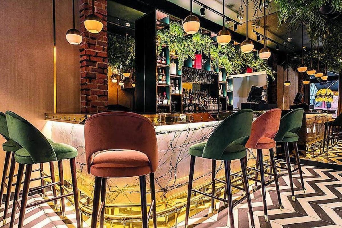 The Zuaya restaurant bar with oh-so-Instagrammable interiors!