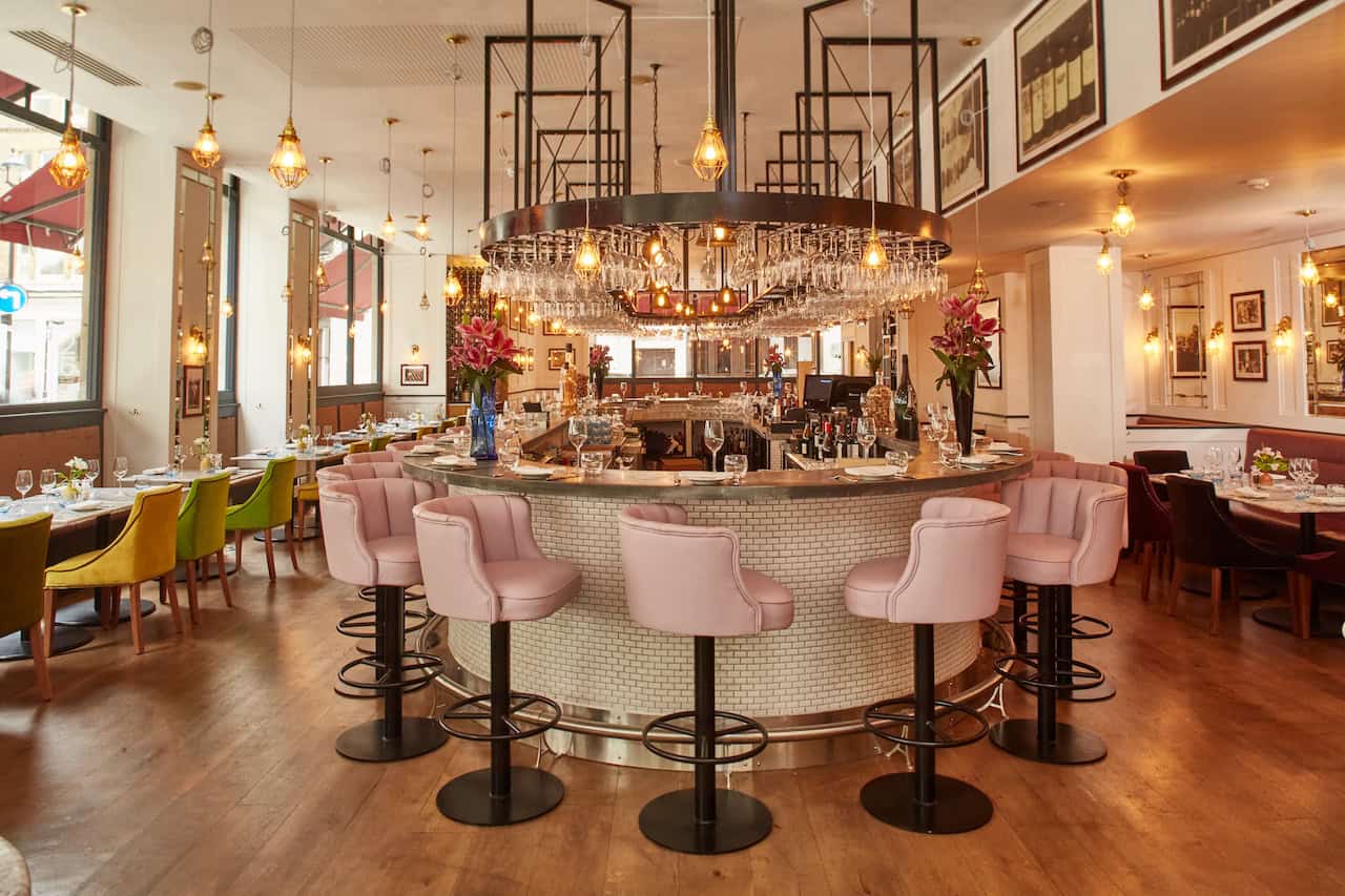 28°-50° Oxford Circus has just opened with a modern European menu, hundreds of bottles of wine and an al fresco terrace