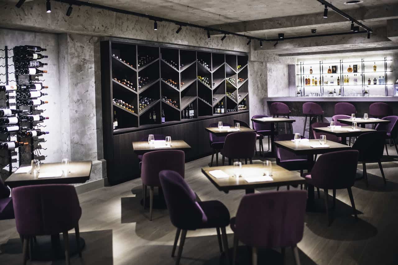 Amethyst is so hot right now!  Carlo Scotto's new venture features an amethyst and quartz chef's table (Photo Credit: Lateef Photography)