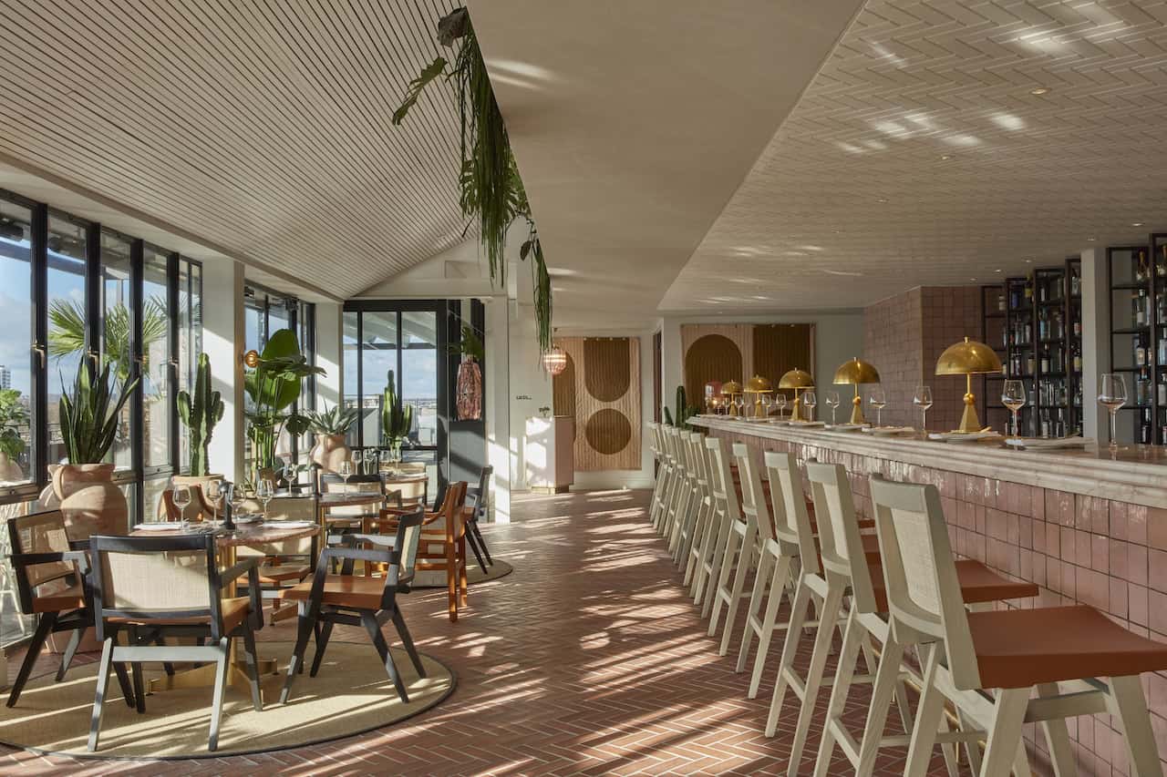 Members club style but open to all! Enjoy One Hundred Shoreditch's panoramic views and Cali vibes!