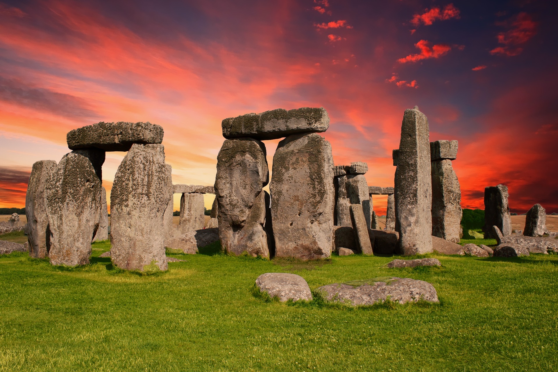 Stonehenge Image by Pete Linforth from Pixabay