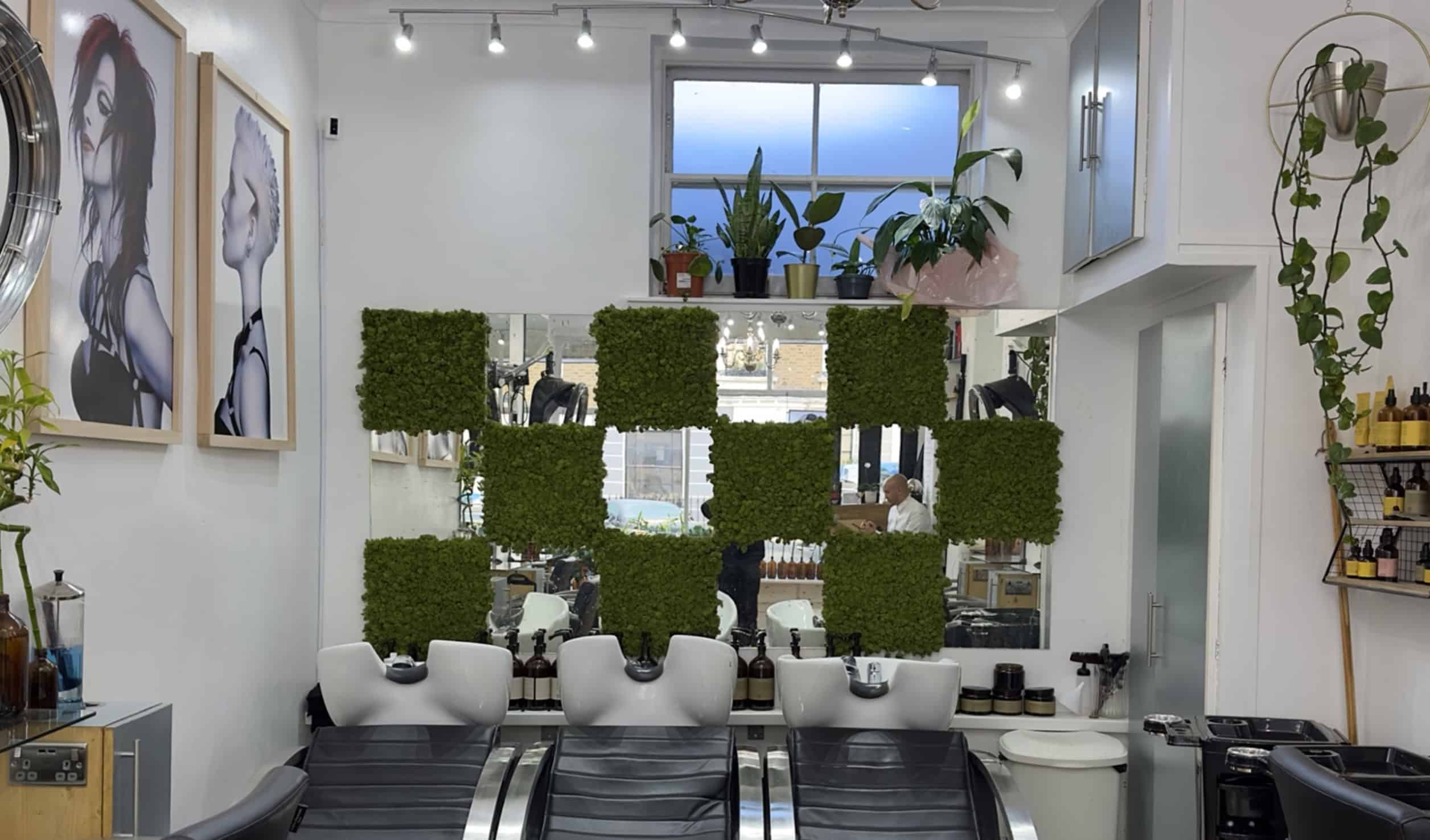 Luke Ormsby Hair, Primrose Hill uses only organic products