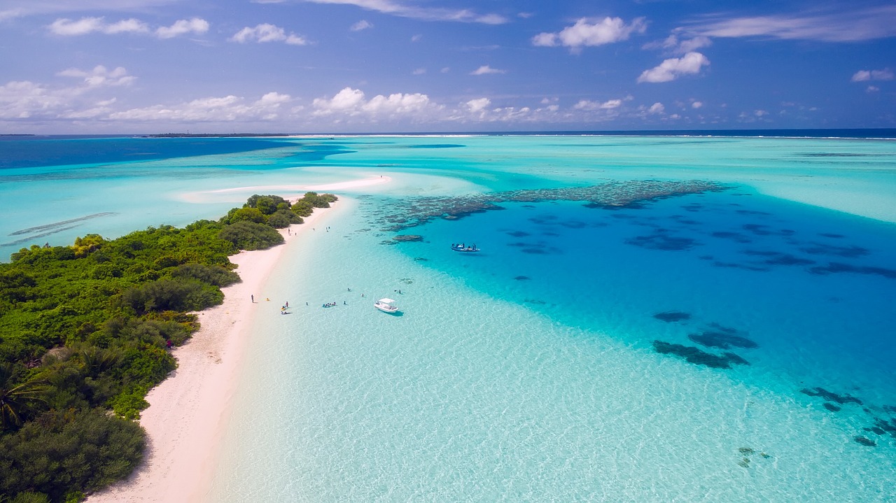 Picture of sea in the Maldives