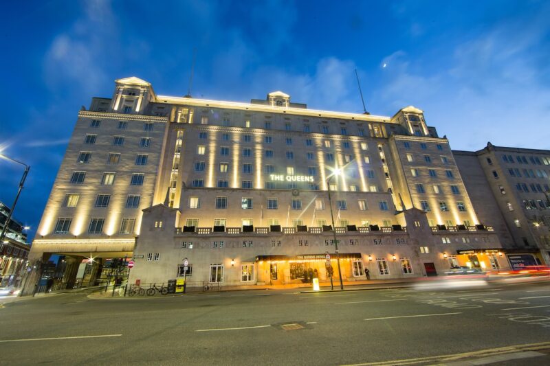 The Queens Hotel is a stone's throw from Leeds train station