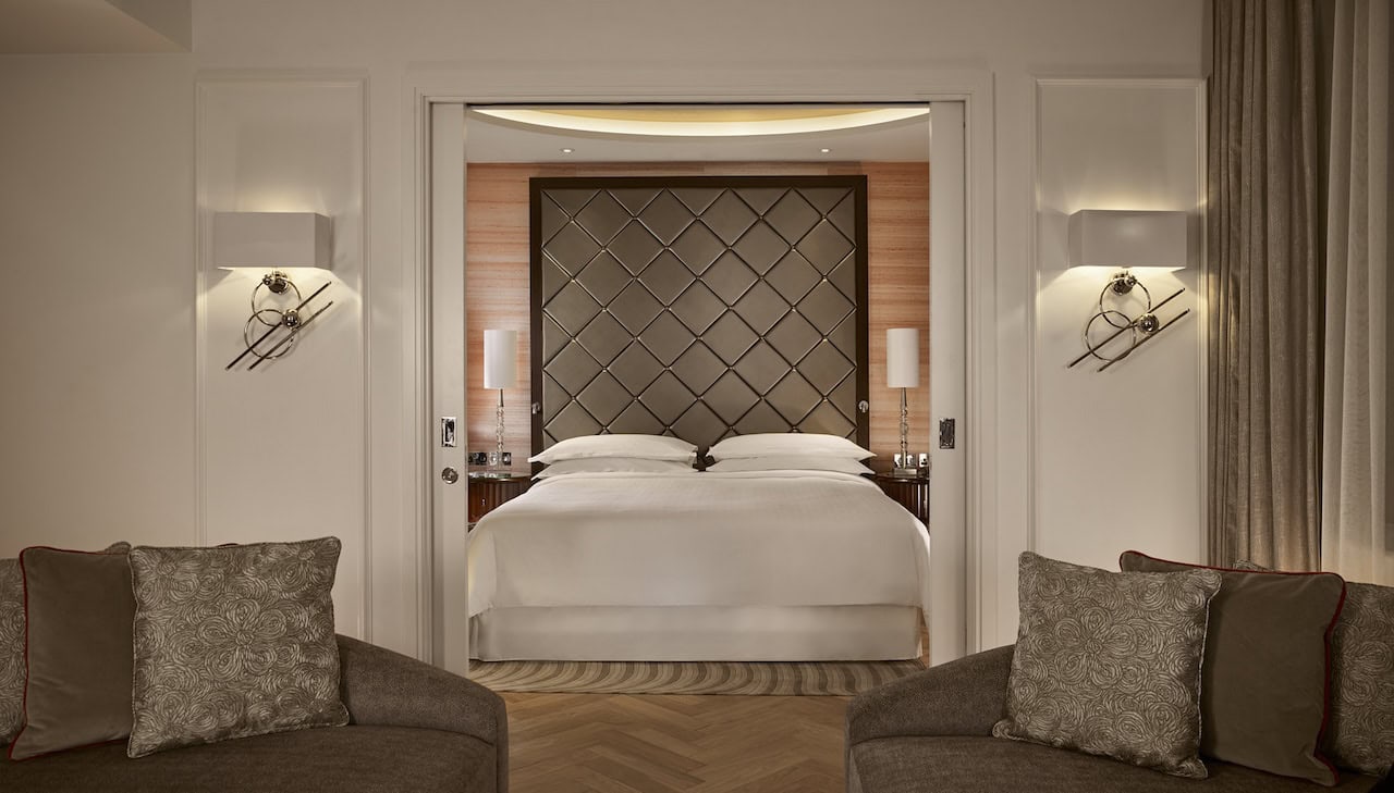 With 305 rooms at the Sheraton Grand London Park Lane, there are 21 suites including the Grand Suite (Photo Credit: Matthew Shaw)