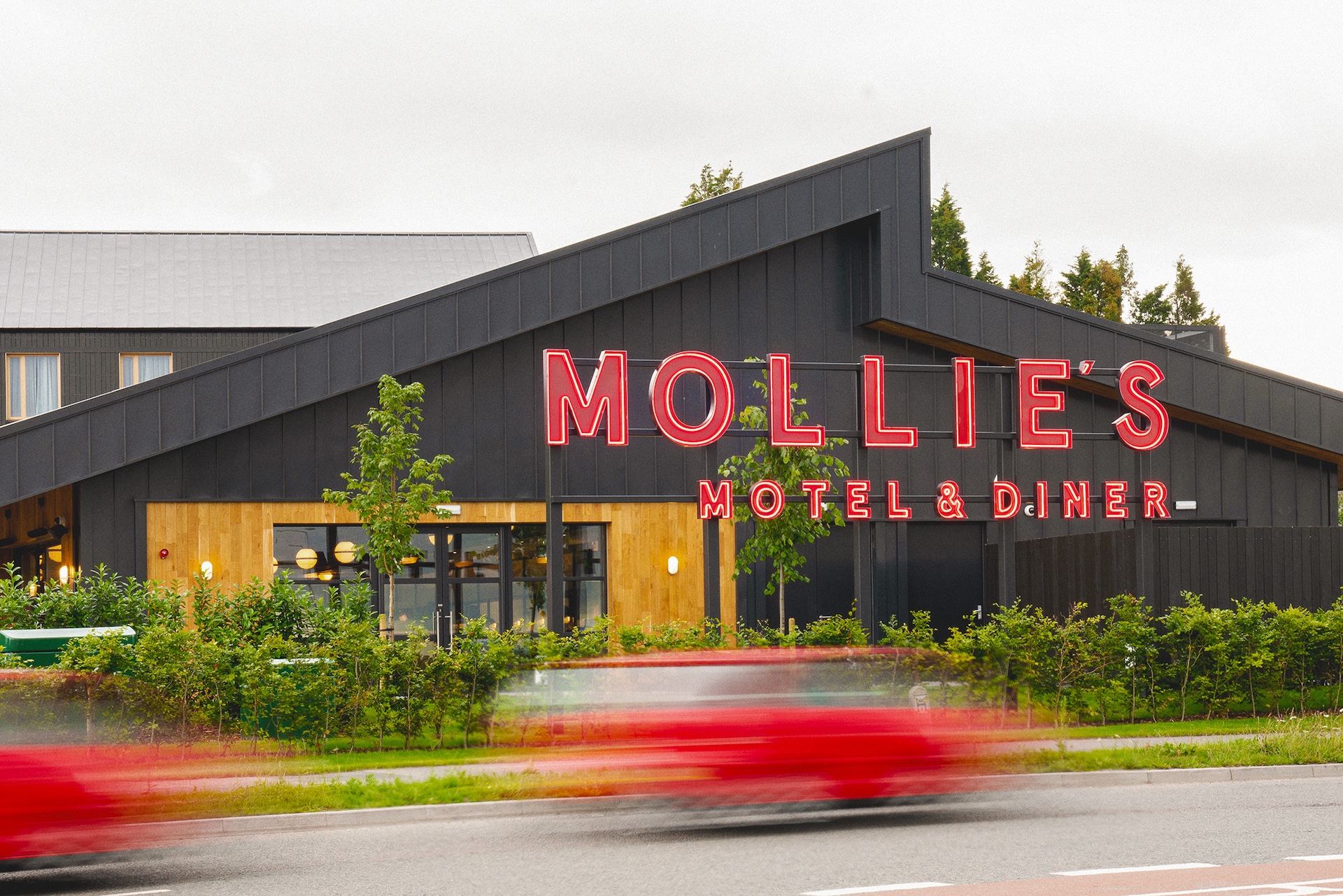 Mollie's Motel Bristol is in a brilliant location for visiting Bristol or stopping over on your way up north or down south
