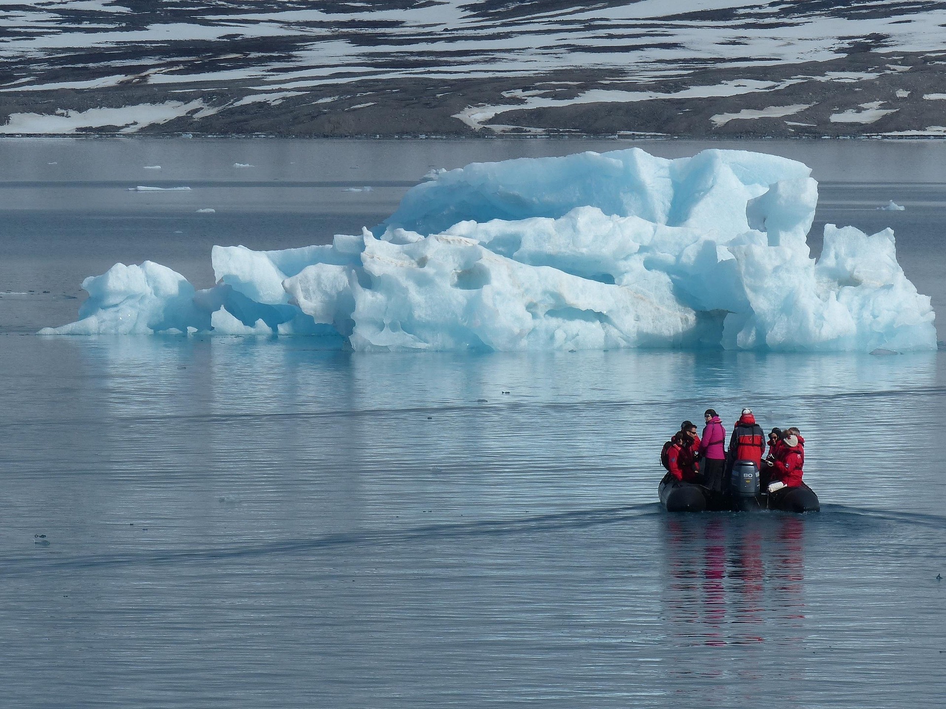 Experience nature at its rawest in the Arctic