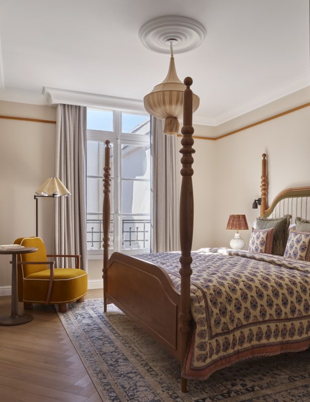 Light and airy rooms benefit from balconies overlooking Boulevard Raspail