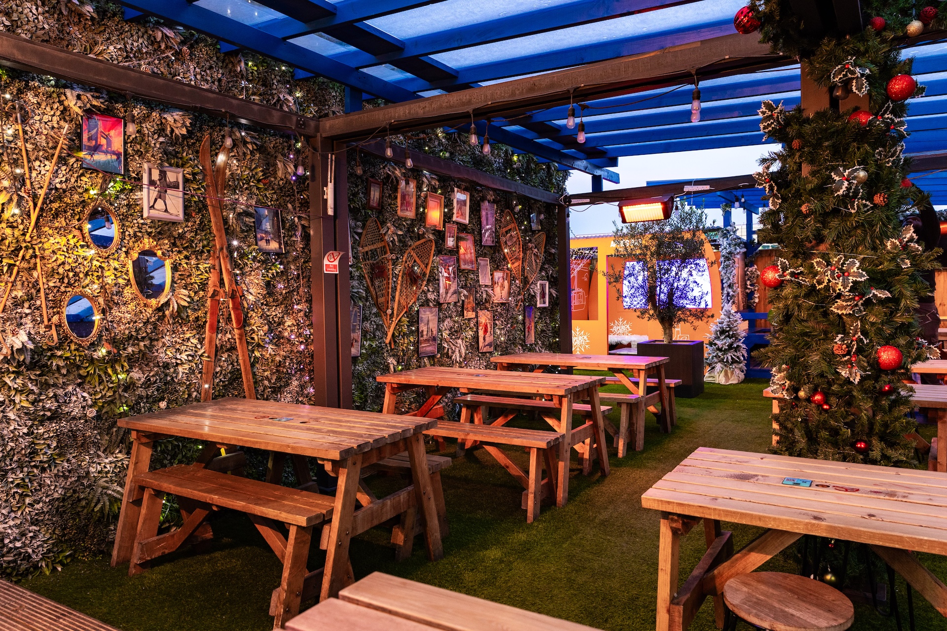 Feeling festive at the Apres Bar at London Bridge Rooftop