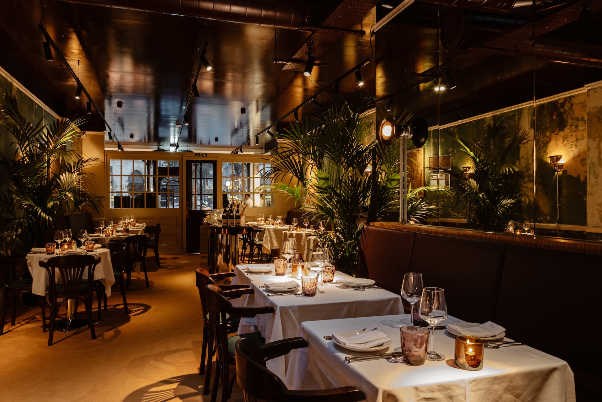 New to Mayfair - Automat offers a modern take on mid-century American dining