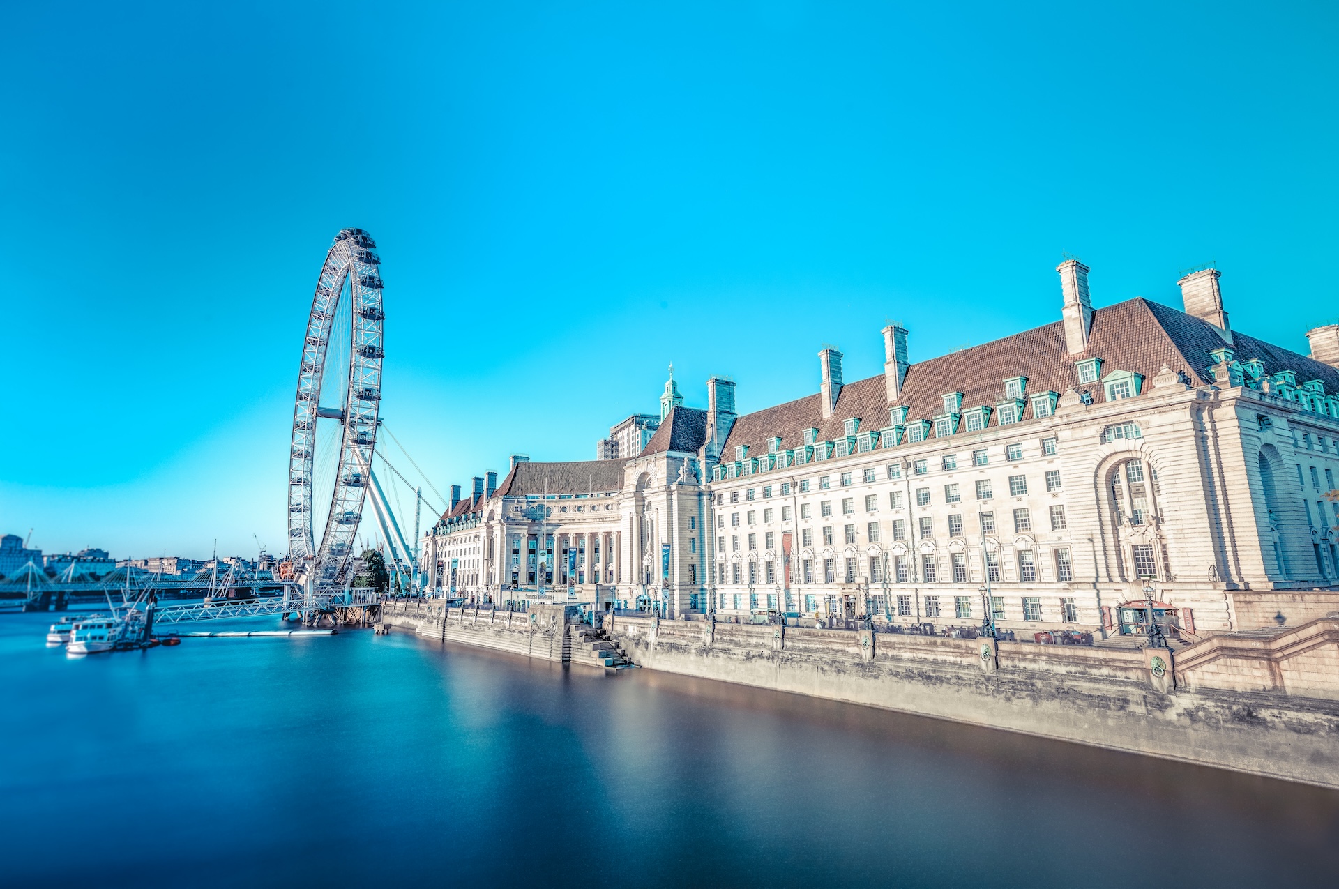 London Marriott Hotel County Hall - Enjoy a room with a view this Valentines