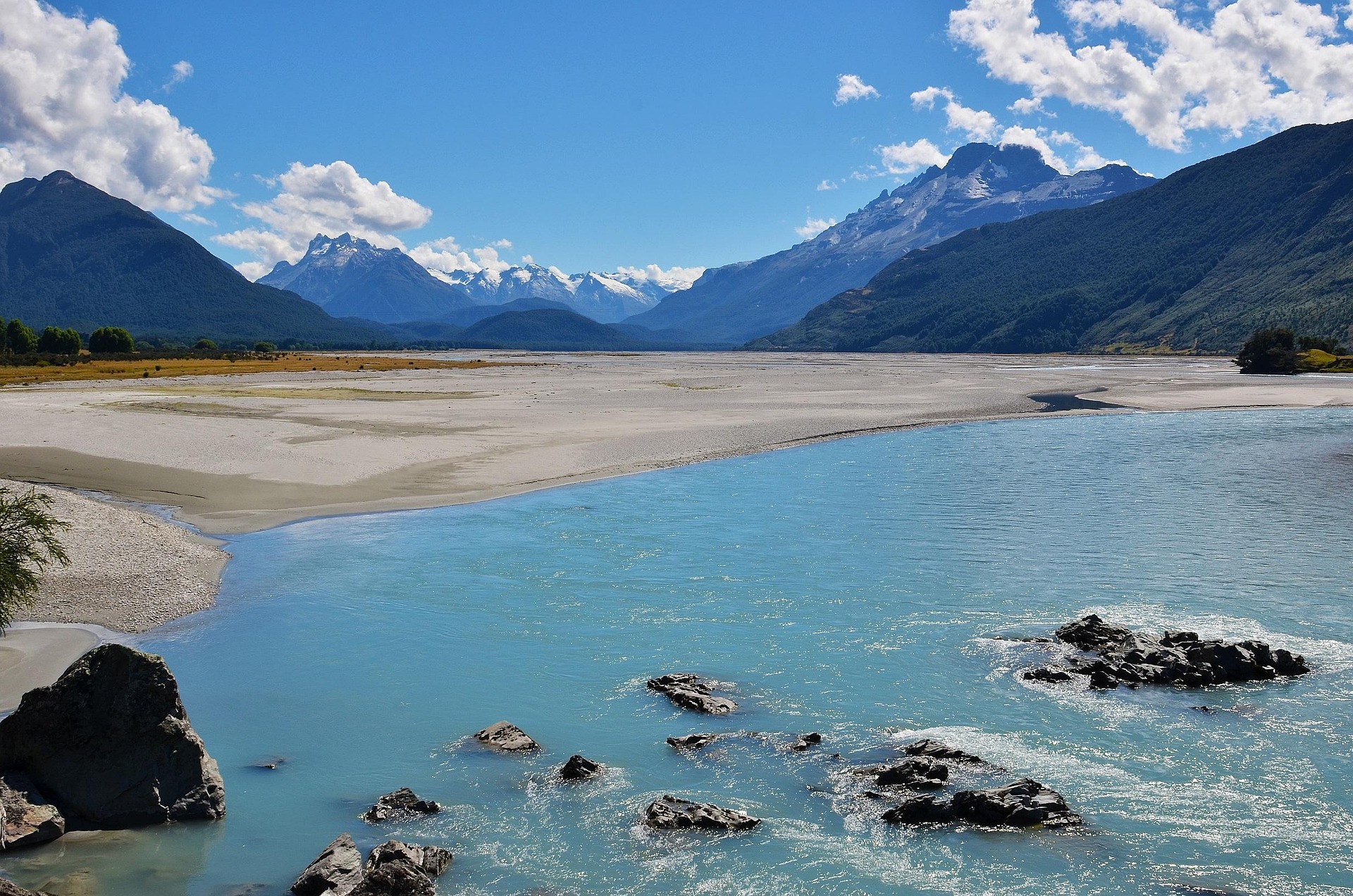Serene lake views at Glenorchy